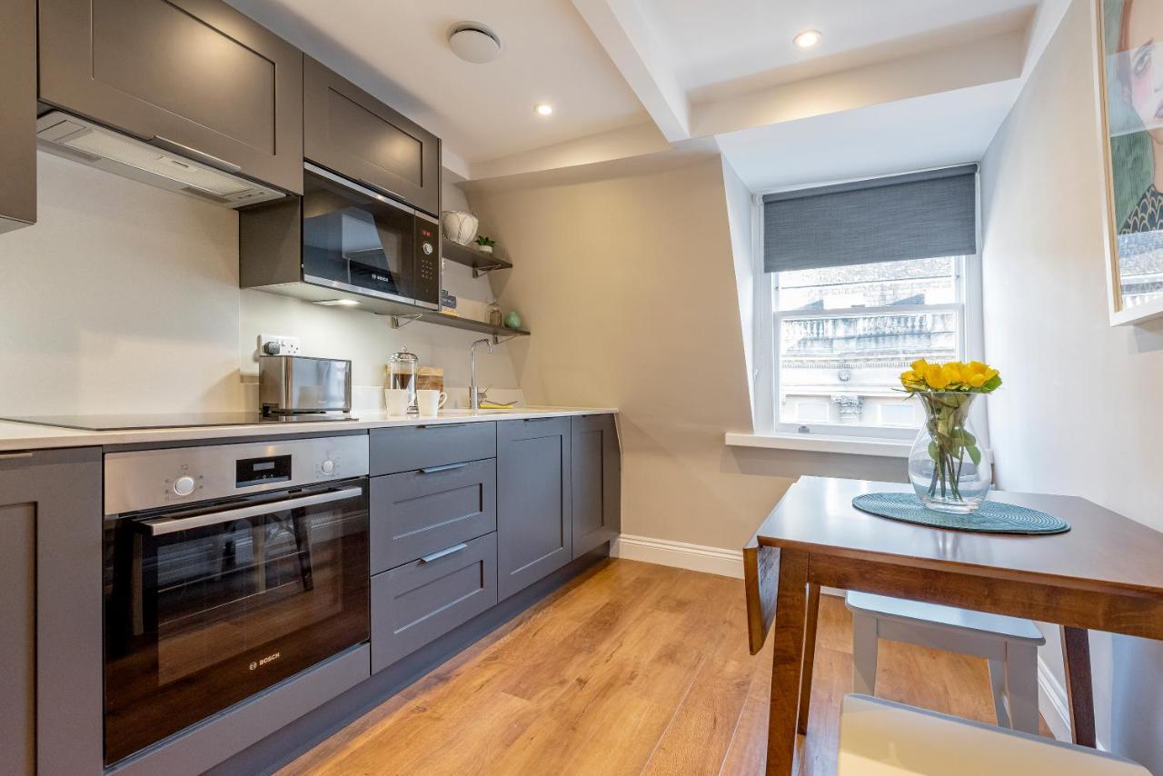 Stunning & Central Milsom Street Apartment Bath Buitenkant foto